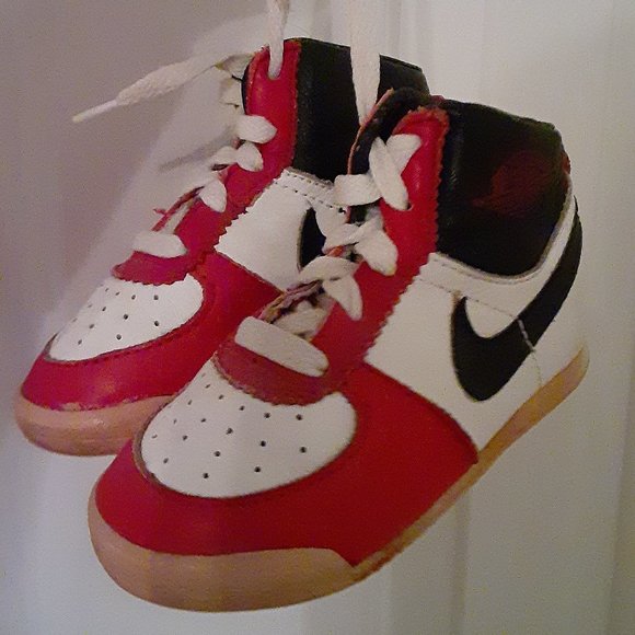Original (OG) Nike Air Jordan 1 - Picture 2 of 8